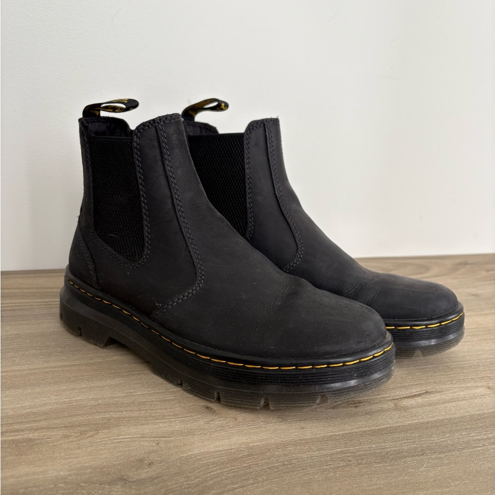 Chelsea leather boots